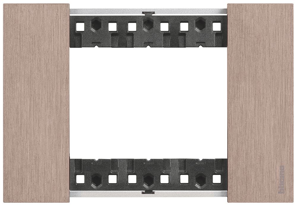 Cadre de recouvrement Living Now 3 modules 125×86mm copper