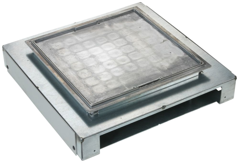 Zugdose Al H=82…110mm mit Teppichkante zu U-Kanal 50×300mm