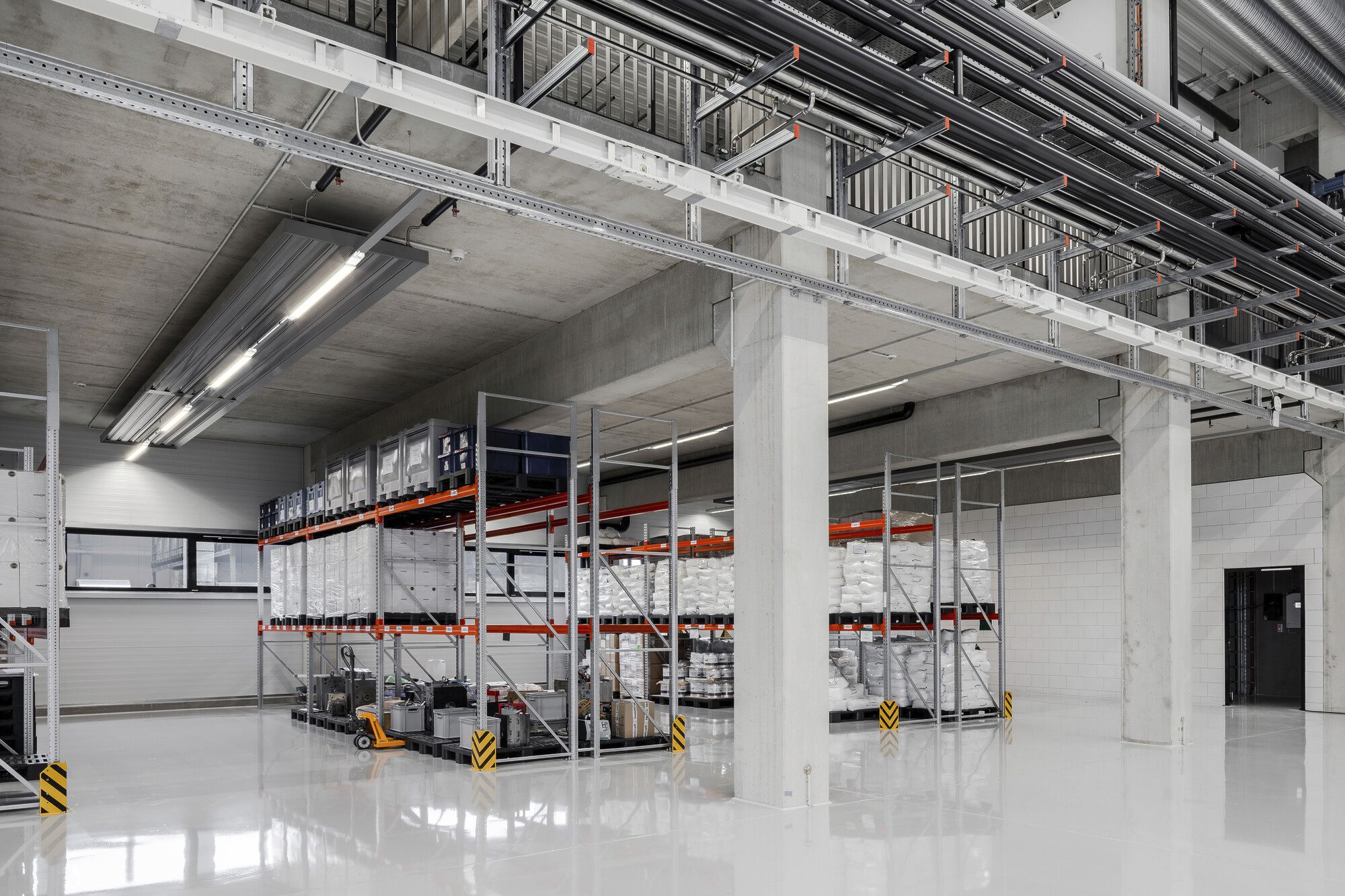 LED-Deckenleuchte LEDVANCE LOW BAY FLEX 73W 11315lm 840 IP23 DA 1236mm 60°