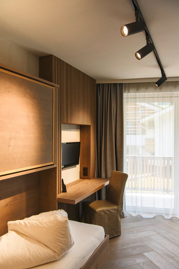 Spot LED SLV 3~ NUMINOS L PHASE 28W 2400lm 2700K 36° Ø100×213mm nero