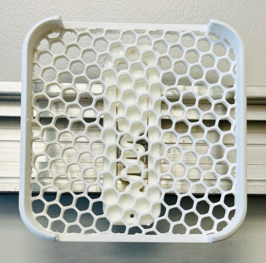 REG Zaptec Sense Halterung