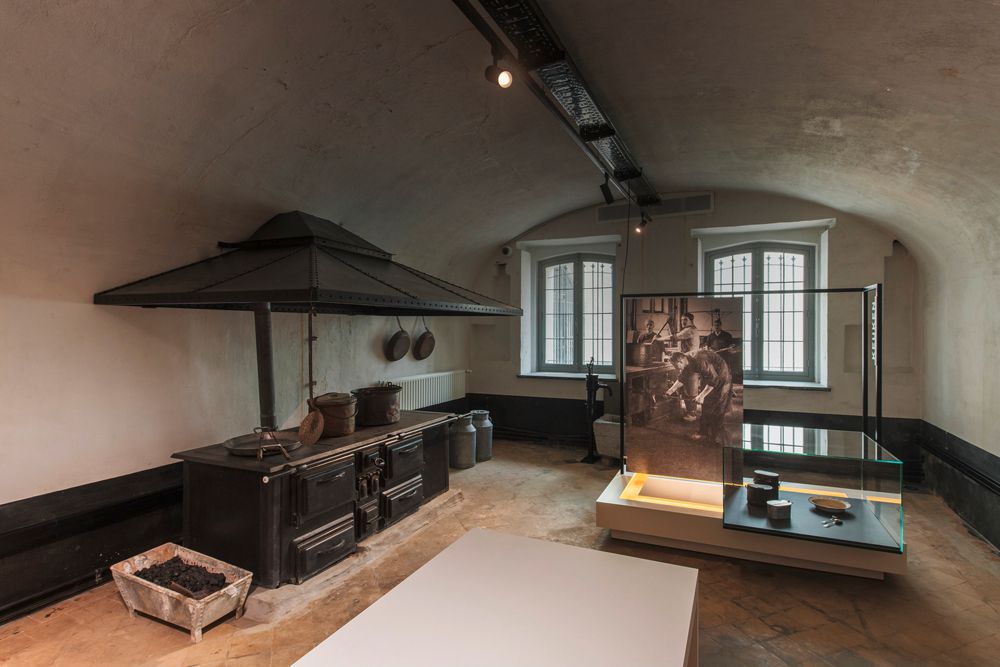 Spot LED SLV 3~ NUMINOS L PHASE 28W 2430lm 3000K 24° Ø100×213mm nero