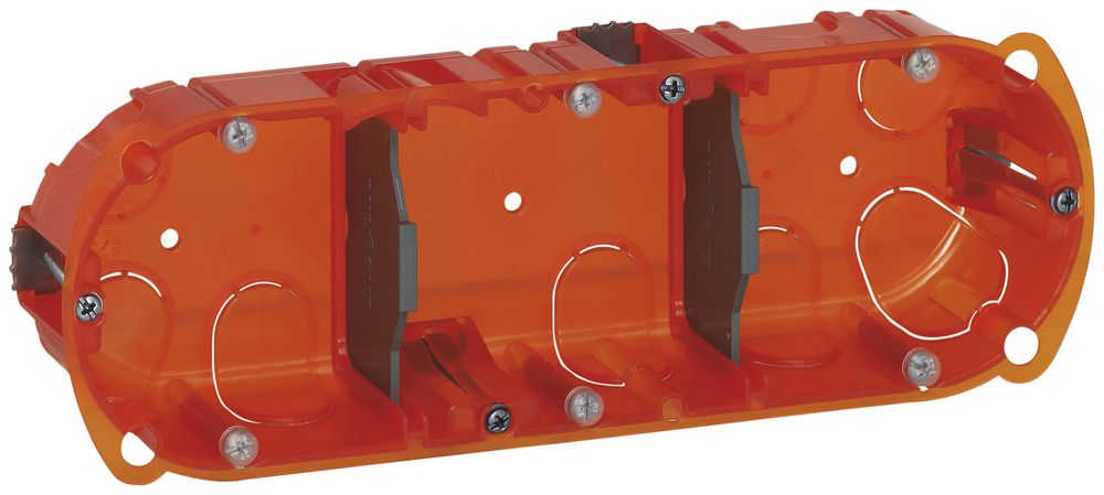 Scatola INC grd.I-I-I Legrand rosso per calcestruzzo