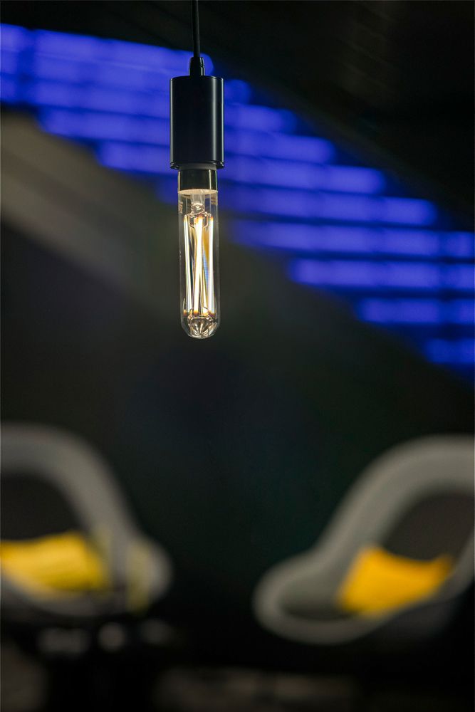 Lampe LED SLV E27 11W 1250lm 2700K VAR clair Ø32×175mm