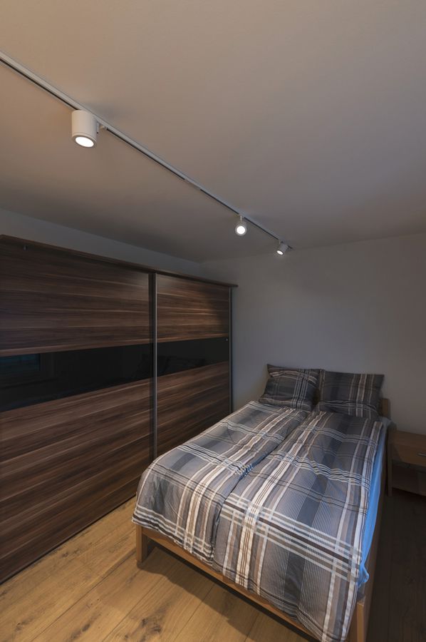 Projecteur LED Enola_C, 9W 850lm 3000K 55° avec adaptateur 1-phase IP20 blanc