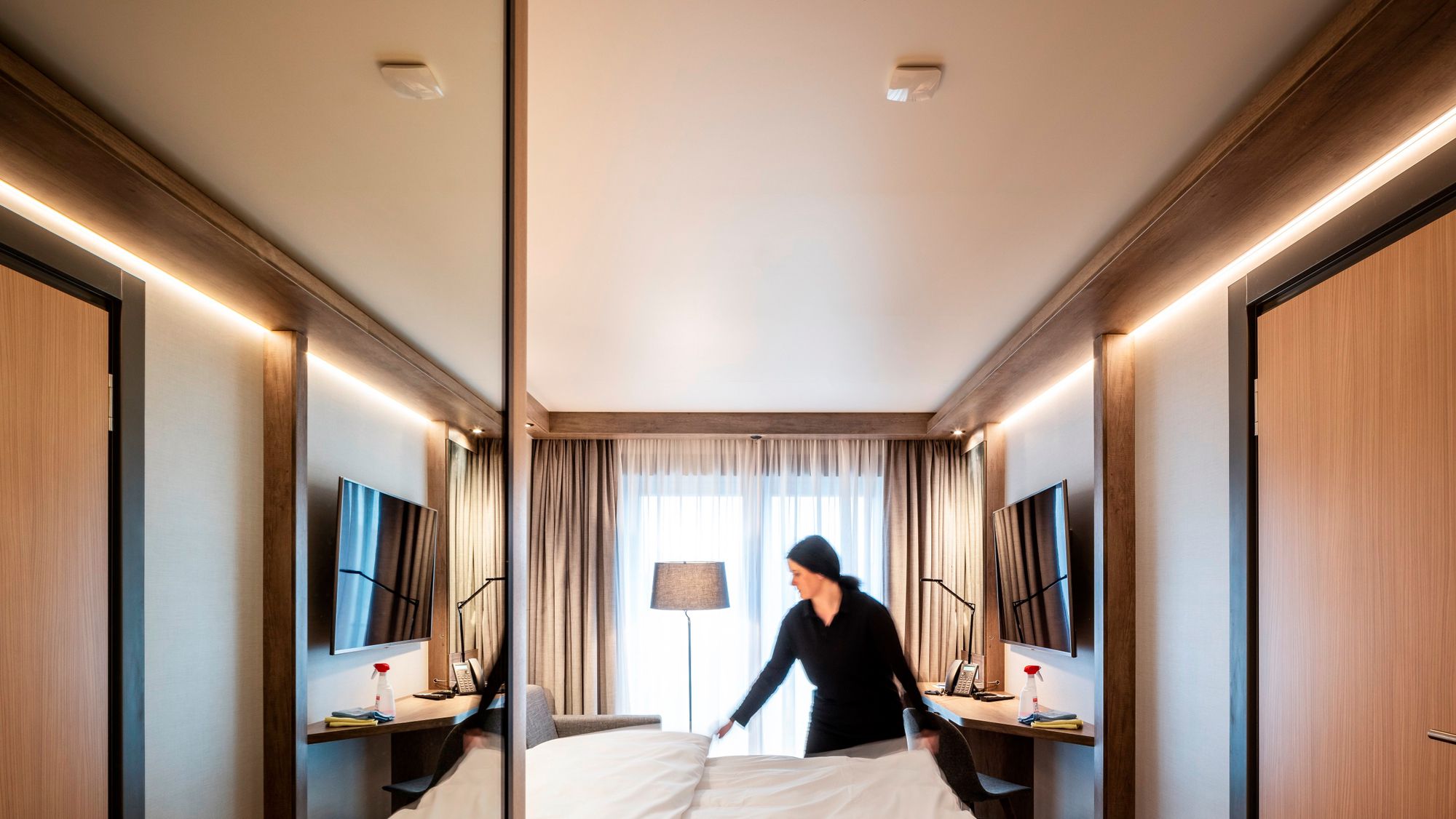 UP-Präsenzmelder Steinel True Presence BT IPD HF 220…240V 360° IP20 ws