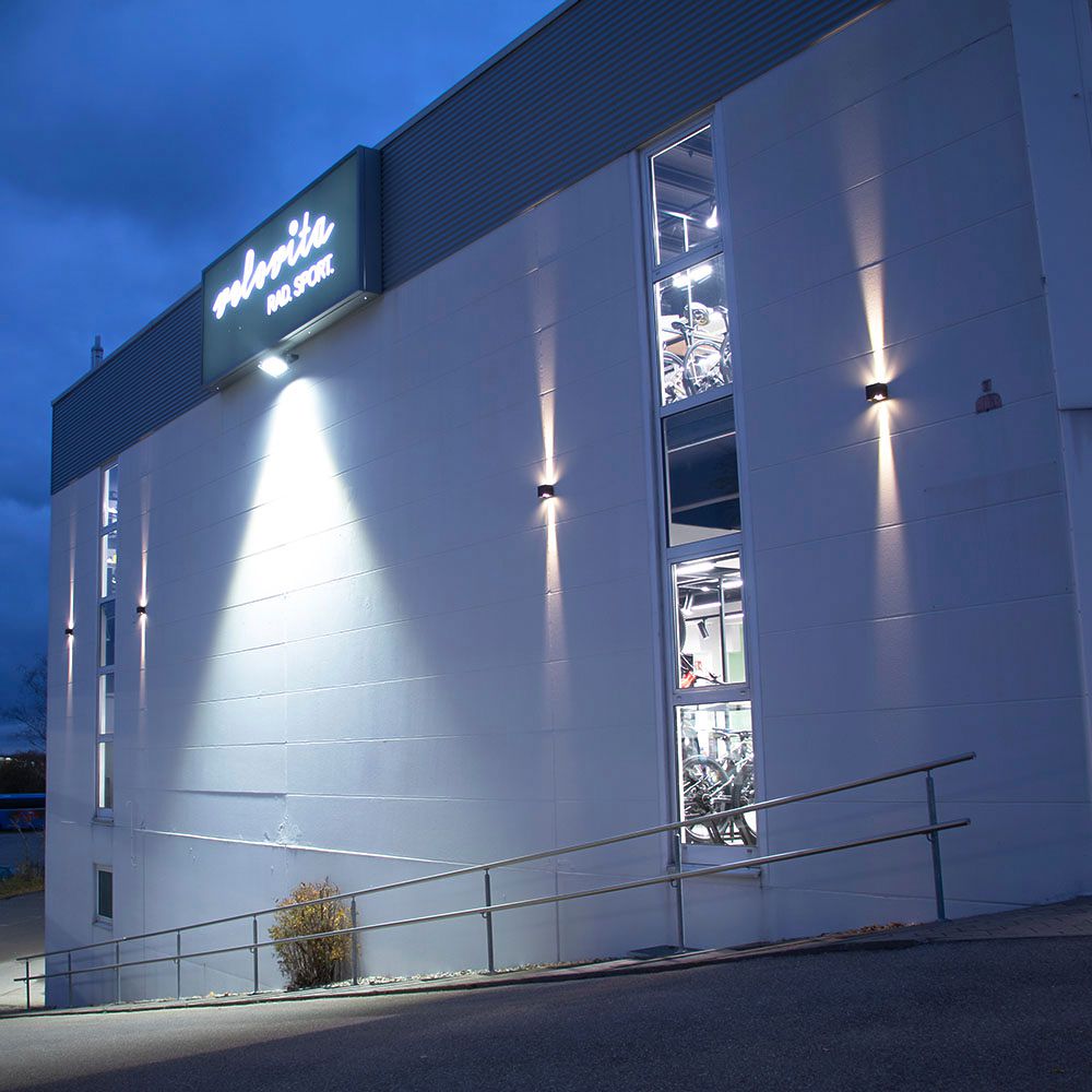 Applique LED DOTLUX BEAMO IP65 120×97×100mm 10W 3000K 15…120° blanc