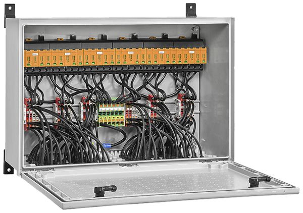 Generatoranschlusskasten WM GAK PVC DC 2I 1O 12MPP SPD1R EVO 11
