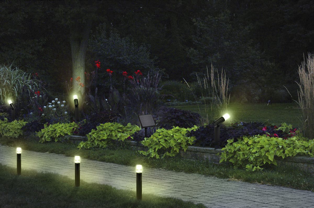 Borne lum.LED LEDVANCE SMART+ Solar 2×1W 90lm 3000K RGBW IP44 455mm no jeu de 2