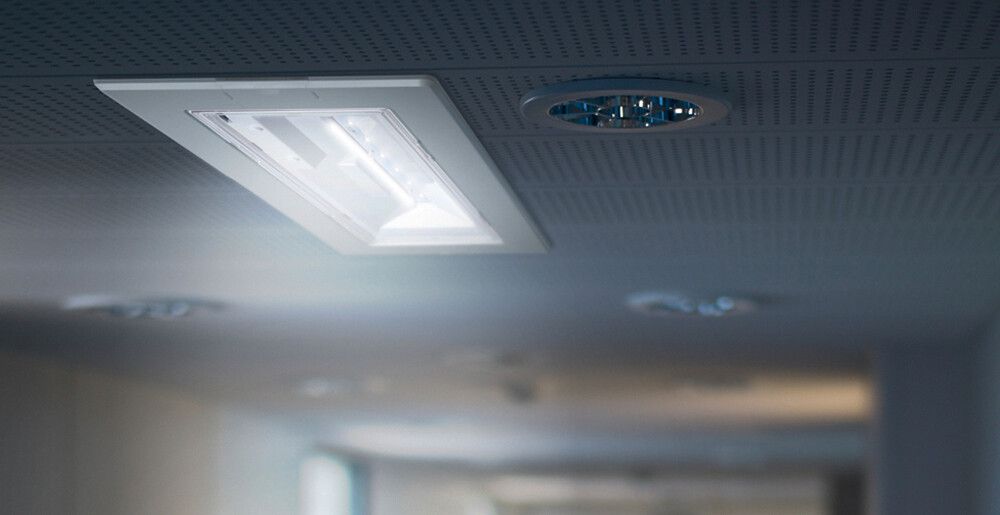 Notleuchte ESYLUX ELX 20 LEDi Flat 3h, weiss