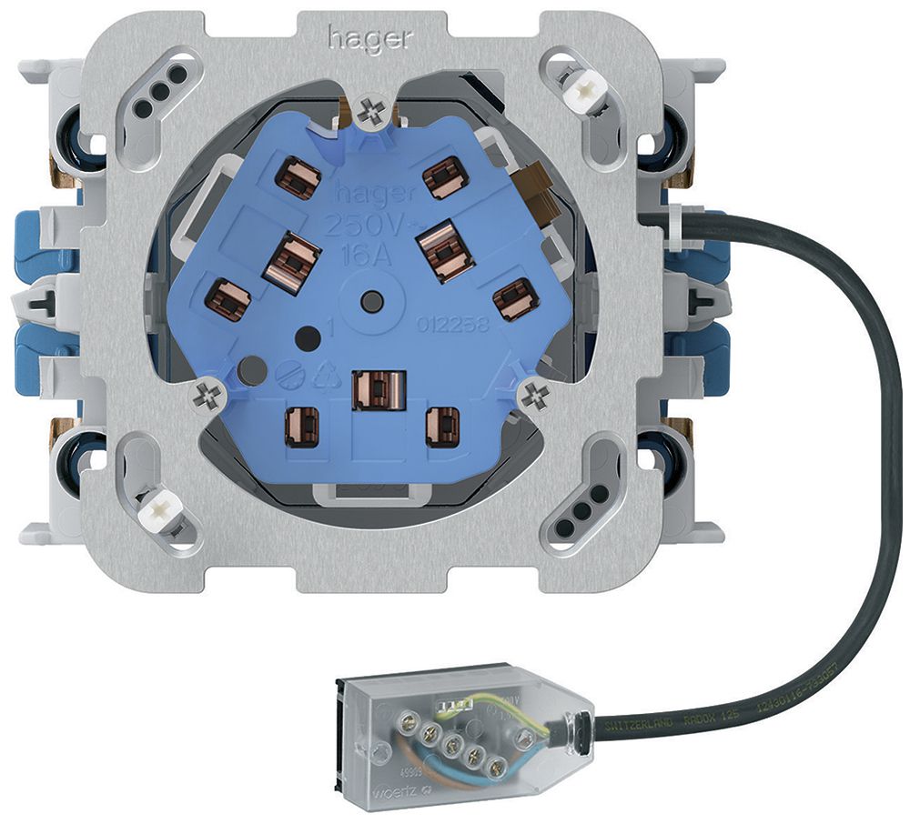 Prise INC 3×type 13/23 Hager L3 Technofil avec boîte INC G3