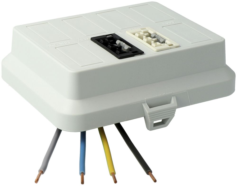 Parte frontale AGRO, in: 4P H07V-U, out: ogni 1×3P ne L1/ bi L2, WAGO