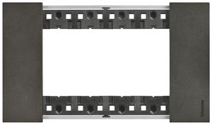 Cadre de recouvrement Living Now 4 modules 147.5×86mm space
