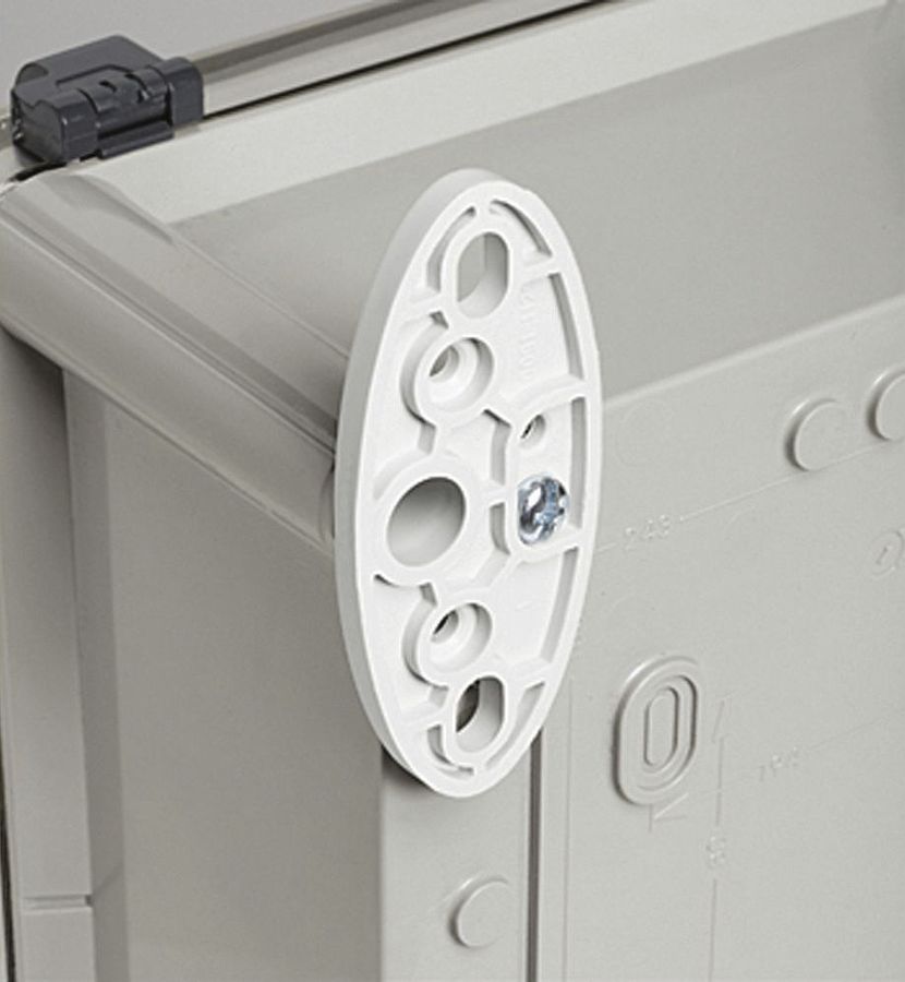 Montagelaschen Legrand zu Dosen 130×130mm