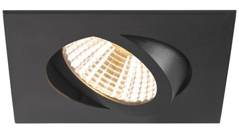 Orientabile, angolo di emissione inferiore a 40°, forma quadrato