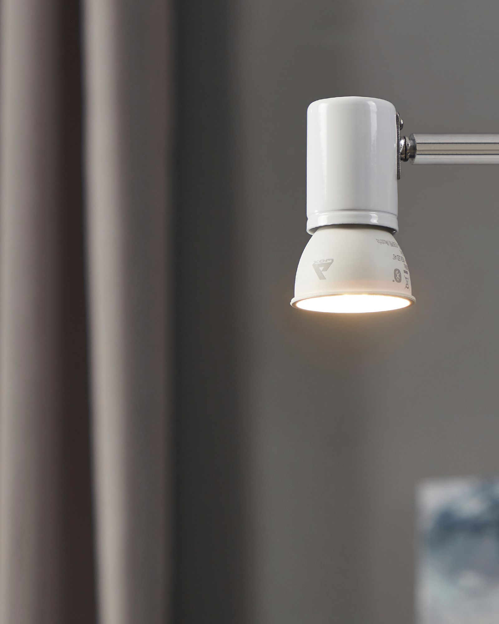 LED-Lampe Eglo GU10 4.9W 345lm 2700…6500K 50×59mm opal 45°