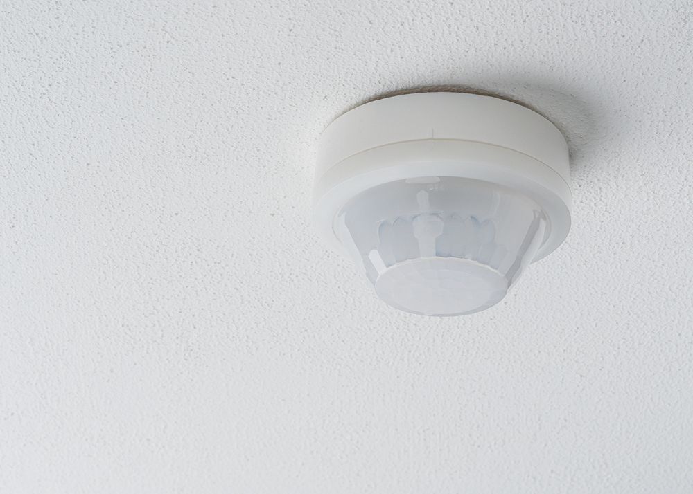 AP-Präsenzmelder Theben LUXA 103 S360-100 360° Erfassungsbereich eckig 28×5m ws