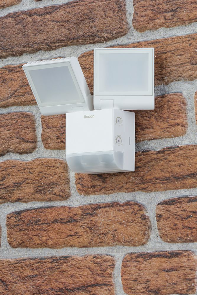 Projecteur LED theLeda S 17W 2×900lm 4000K avec détecteur d.mouvement blanc IP55