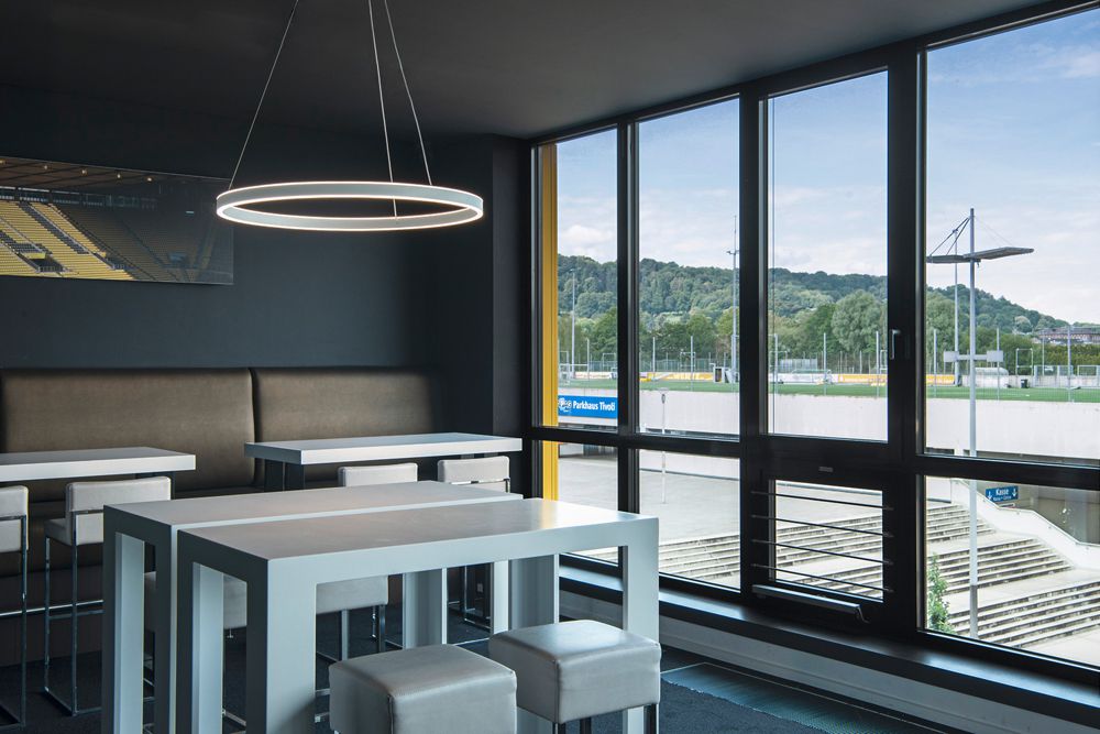 LED-Pendelleuchte SLV ONE 80 UP/DOWN DALI 34W 1230/1270lm 3000/4000K weiss