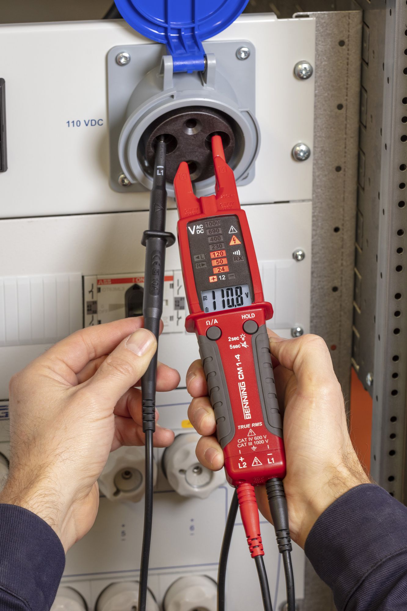 Stromzange Benning CM 1-4 1000VUC 200A 50kΩ Cat IV 600V