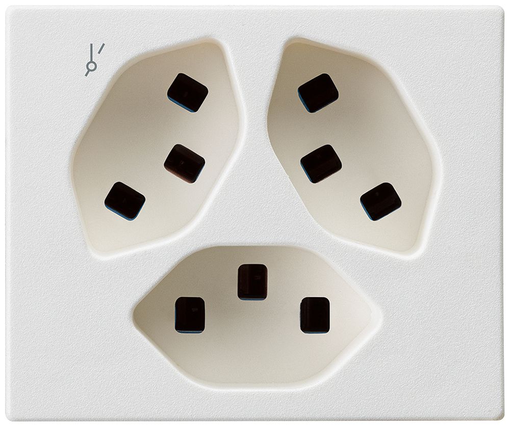 Prise FLF Hager 3×type 23 1×S D blanc