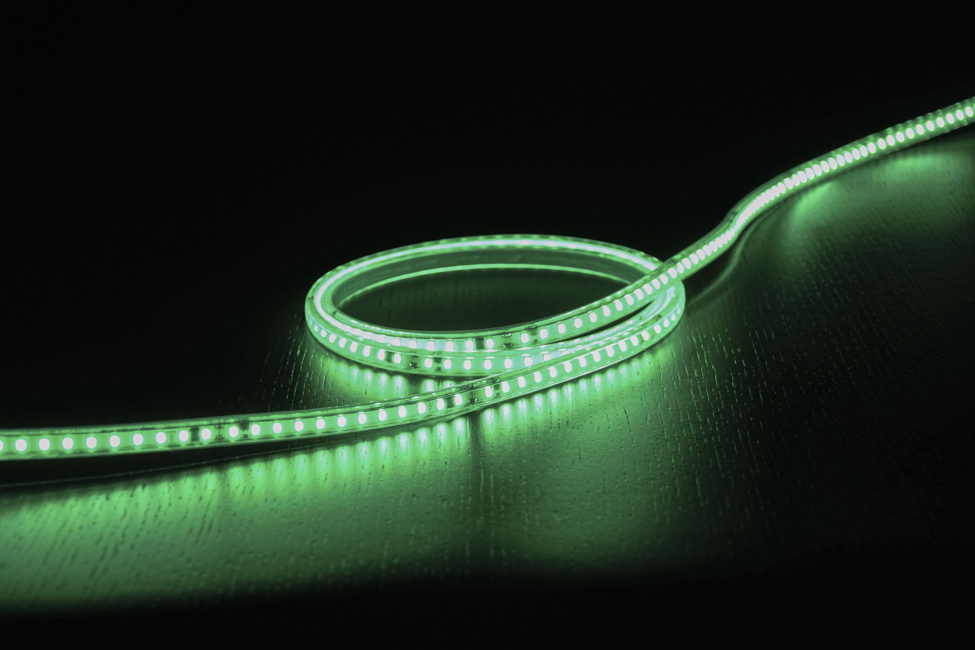 LED-Lichtband DEM QUICKLED 120XS IP65 240V 9.5W/m 1600lm/m grün 5m