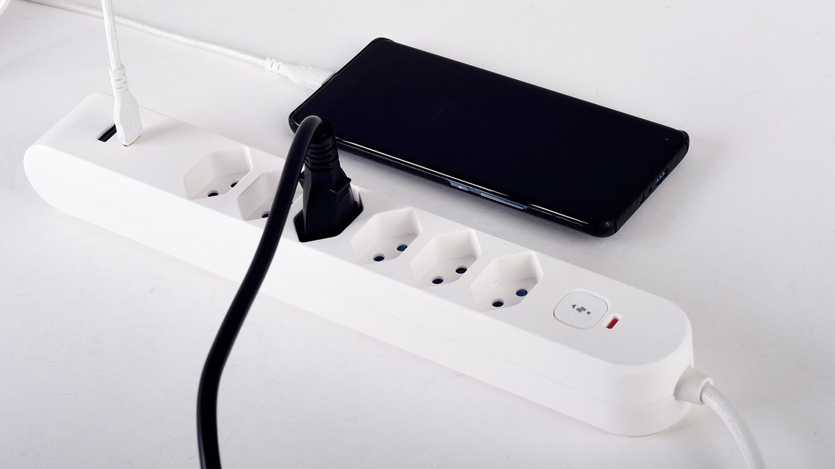 Prise multiple Steffen STEBA IQ 6×T13 1×USB-A 1×USB-C PD 3m blanc