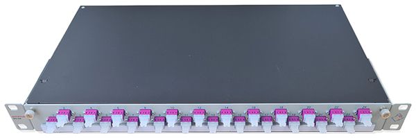 Spleissbox 19" Dätwyler OV-CH 24×LCD/PC violett OM4 versetzt 1HE Silber