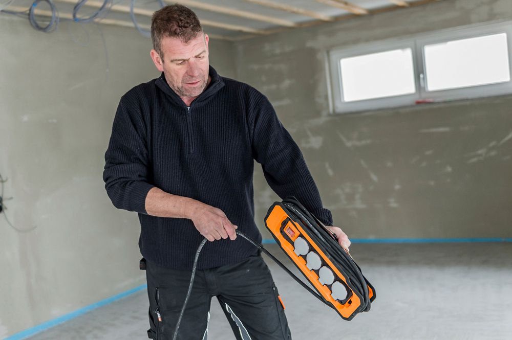 Prise multiple professionalLINE BA 8102 interrupteur 4×T13 IP54 8m no/or