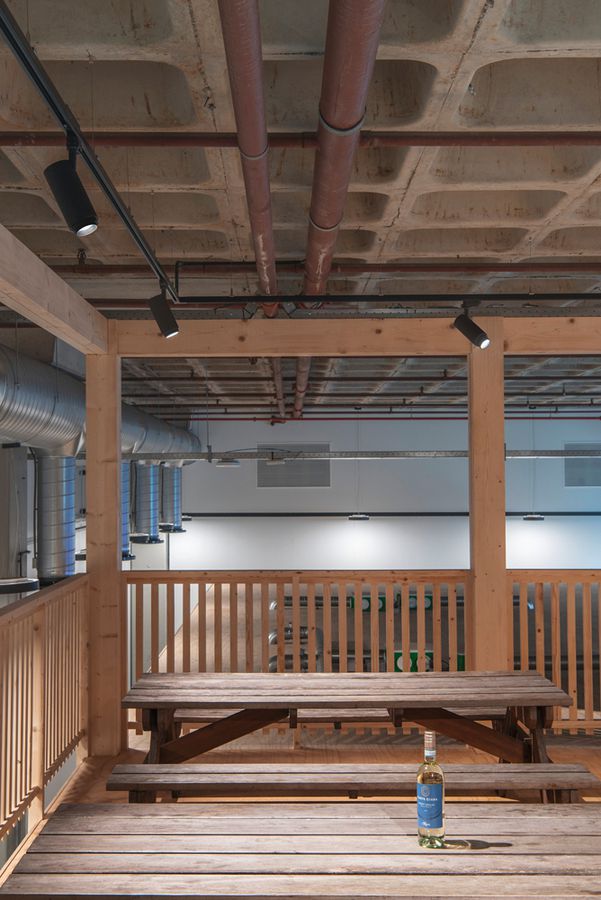 Projecteur LED SLV NUMINOS ZOOM M PHASE 20W 1800lm 3000K 15…60° 3-ph.noir