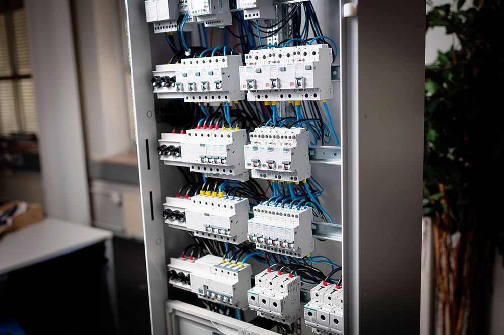 Disgiuntore differenziale Siemens SENTRON RCBO 1LN B-10A A-0.03A 6kA 1UM