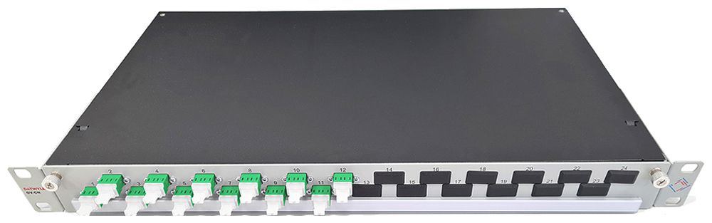 Spleissbox 19" Dätwyler OV-CH 12×LCD/PC grün OS2 versetzt 1HE Silber