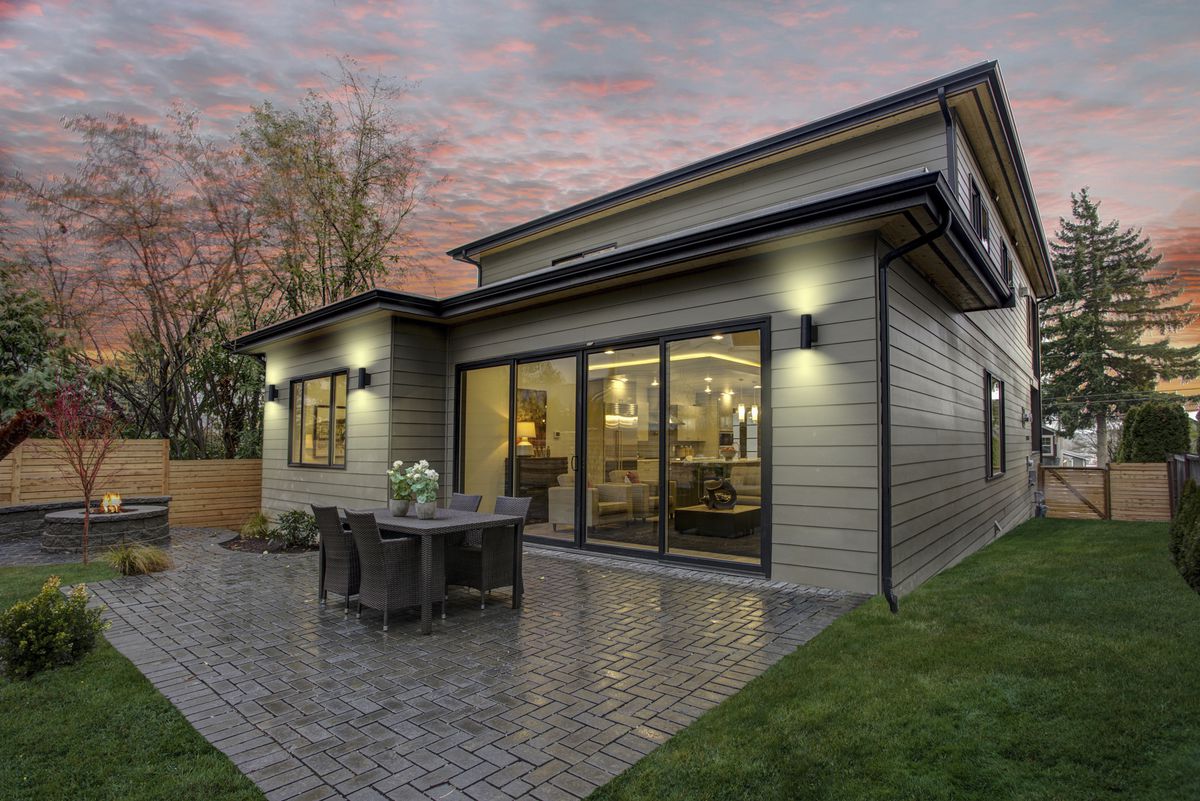 Applique LED Sylvania START Surface 6.7W 500lm 830/840 IP54 Ø76×129mm noir