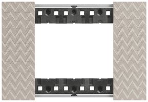 Cadre de recouvrement Living Now 3 modules 125×86mm optic