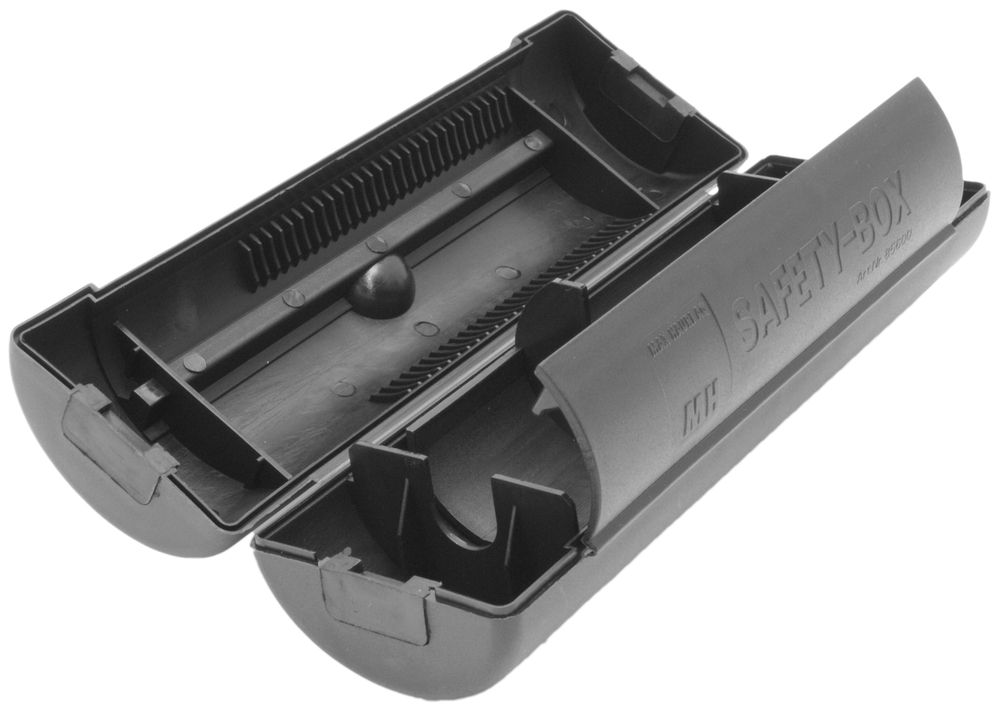 Protege de fiche MH Safety Line IP44 pour câble plat et rond noir