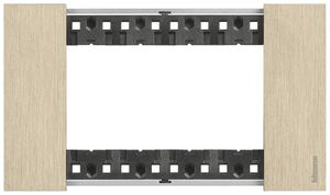 Cadre de recouvrement Living Now 4 modules 147.5×86mm gold