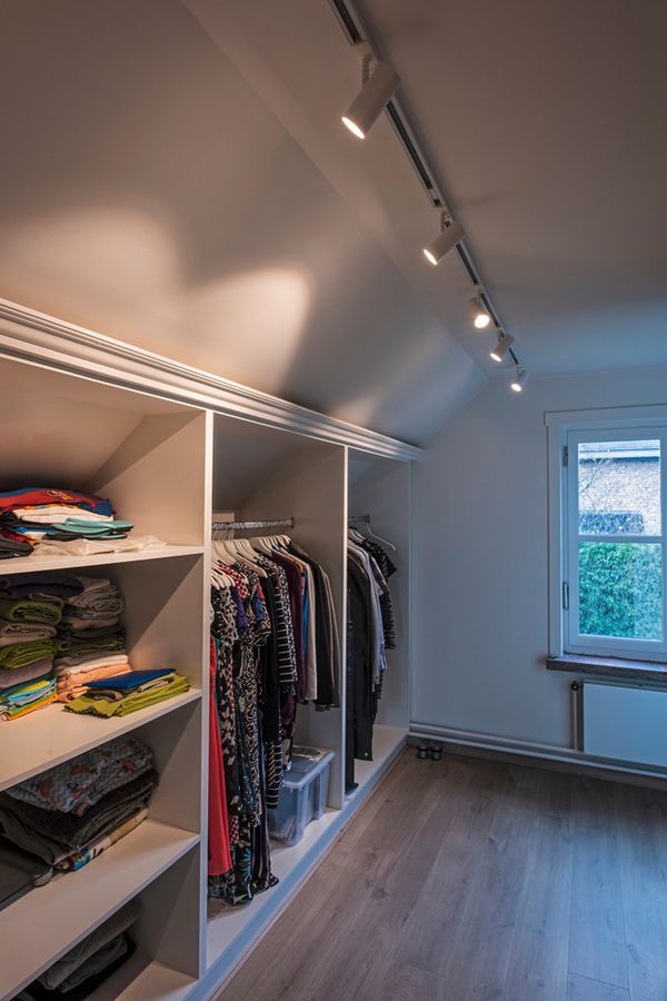 Projecteur LED SLV NOBLO SPOT PHASE 6W 750lm 930 32° VAR 1ph Ø50mm blanc