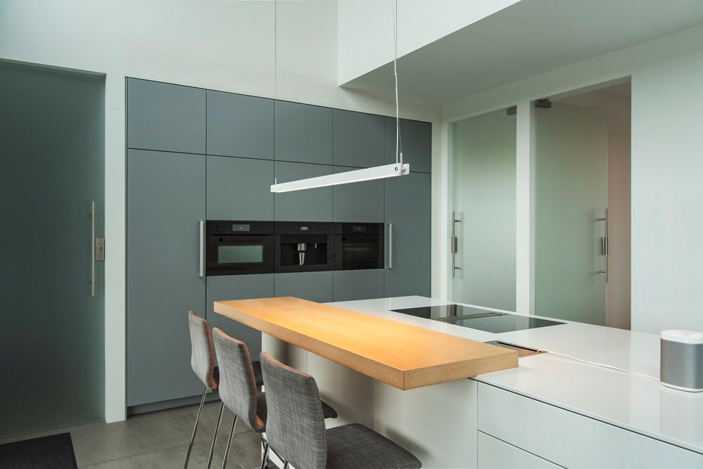 LED-Pendelleuchte SLV NOYA PHASE 32W 2025lm 2700/3000K 1200×42×40mm weiss