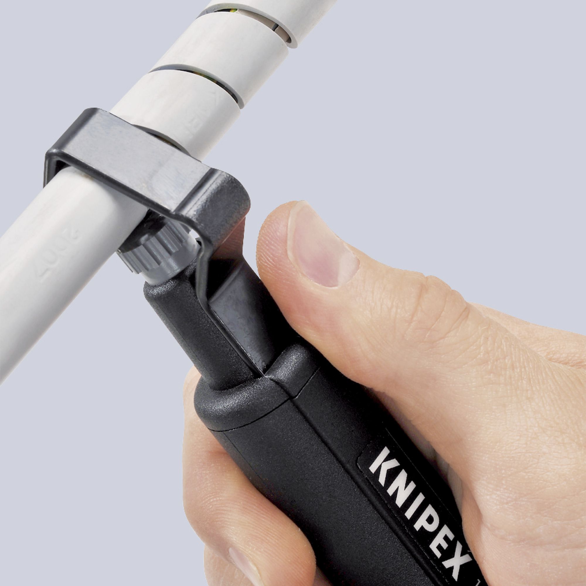 Outil à dégainer KNIPEX Ø6…29mm