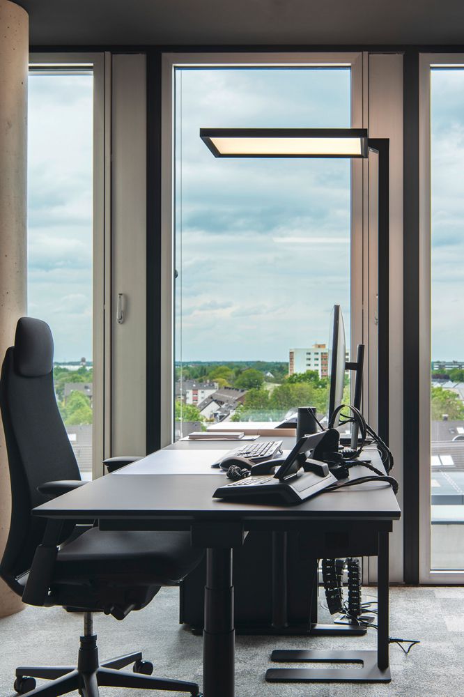 LED-Stehleuchte SLV WORKLIGHT 79W 7600lm 4000K 1950mm Aluminium schwarz