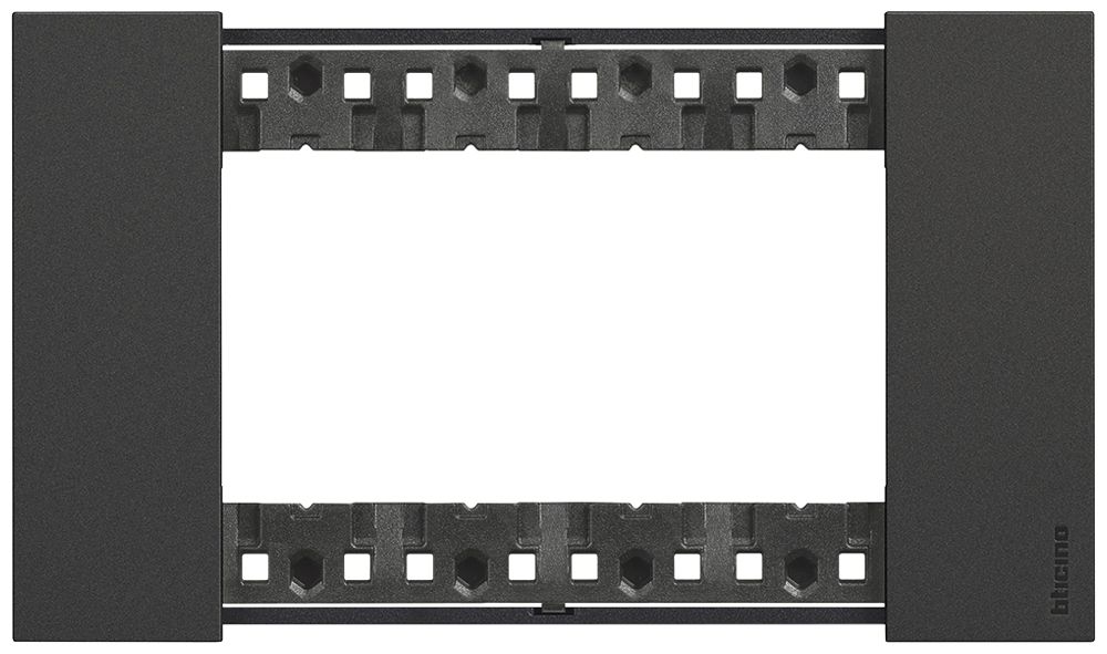 Cadre de recouvrement Living Now 4 modules 147.5×86mm black
