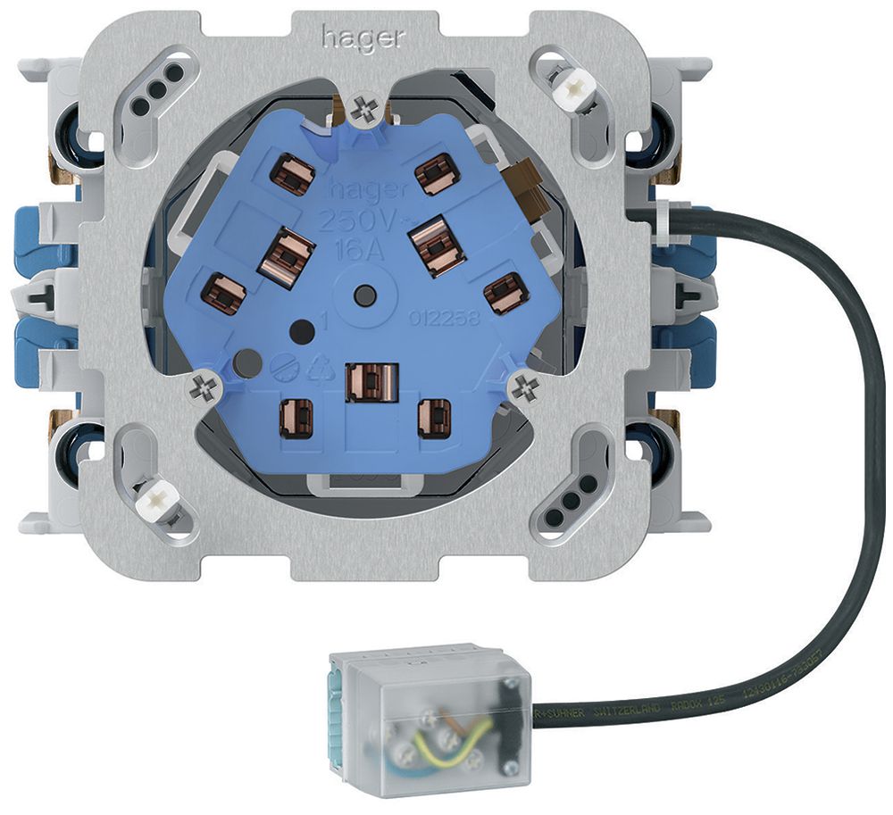 EB-Steckdose 3×Typ 13/23 Hager L2 Ecobus power mit EB-Dose G3