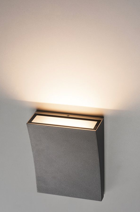 Lampada a muro LED DELWA WIDE 10W 910lm 3000K 100° IP44 nero