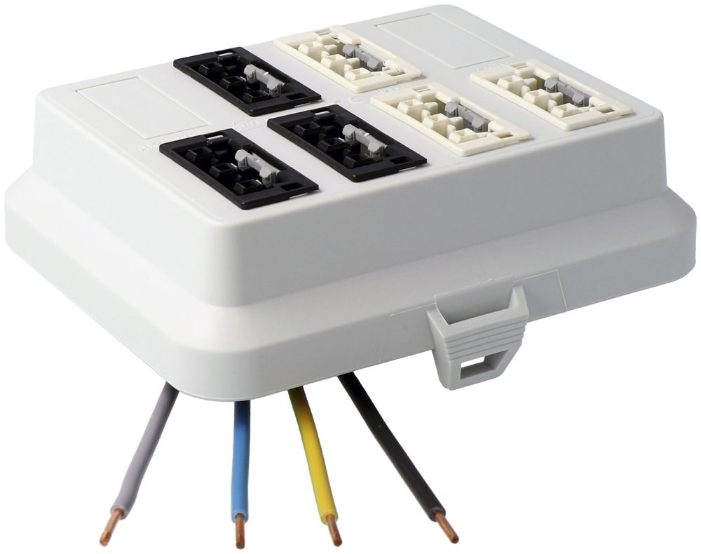 Parte frontale AGRO, in: 4P H07V-U, out: ogni 3×3P ne L1/ bi L2, WAGO