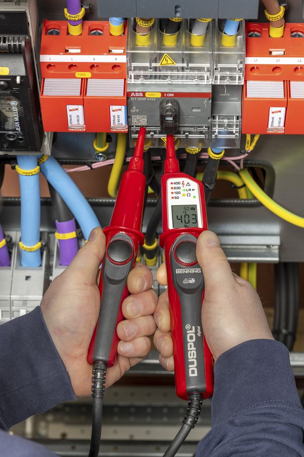 Spannungsprüfer Benning digital 1000VAC/1200VDC Cat IV 600V IP65