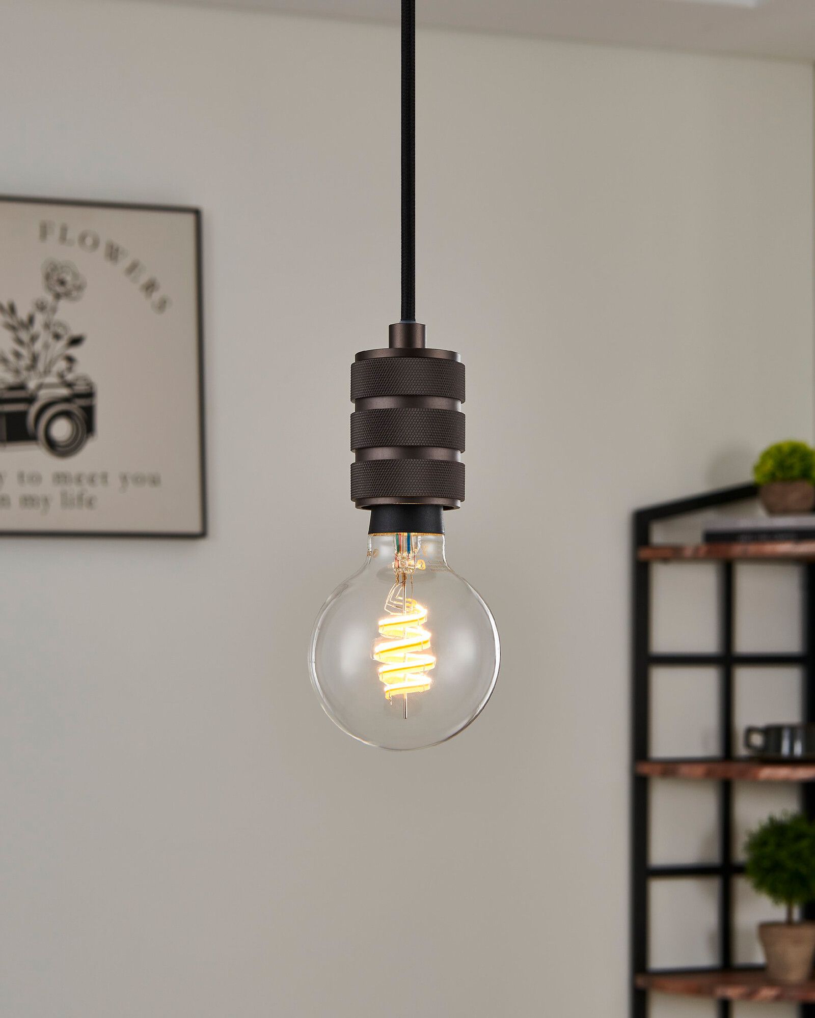 LED-Lampe Eglo CONNECT.Z E27 7.5W 3000K G80 klar RGBW Bt/BLE DIM Ø80mm