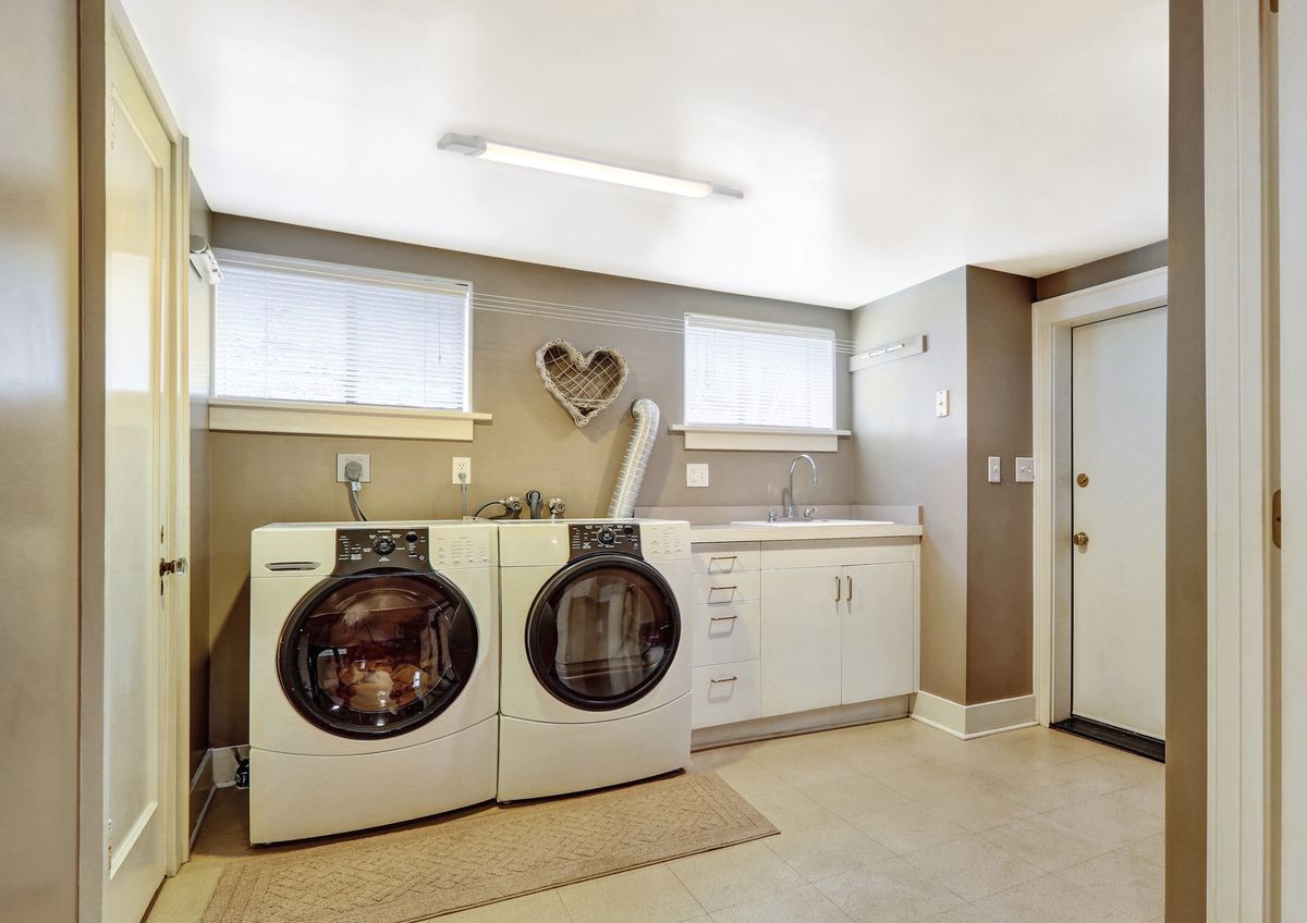 Lampada p.locali umidi LED Sylvania SylSplash 1500 45W 4300lm 4000K IP65 bianco