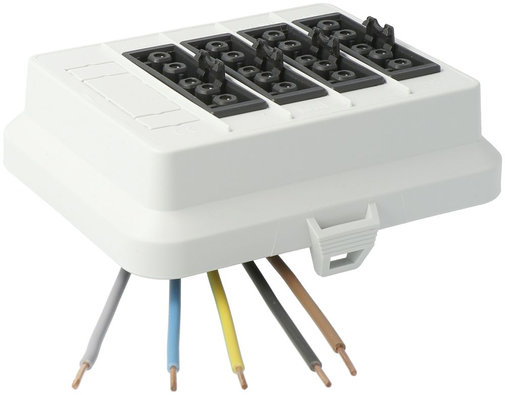 Parte frontale AGRO, in: 5P H07V-U, out: 4×5P ne L1+L2+L3, Wieland