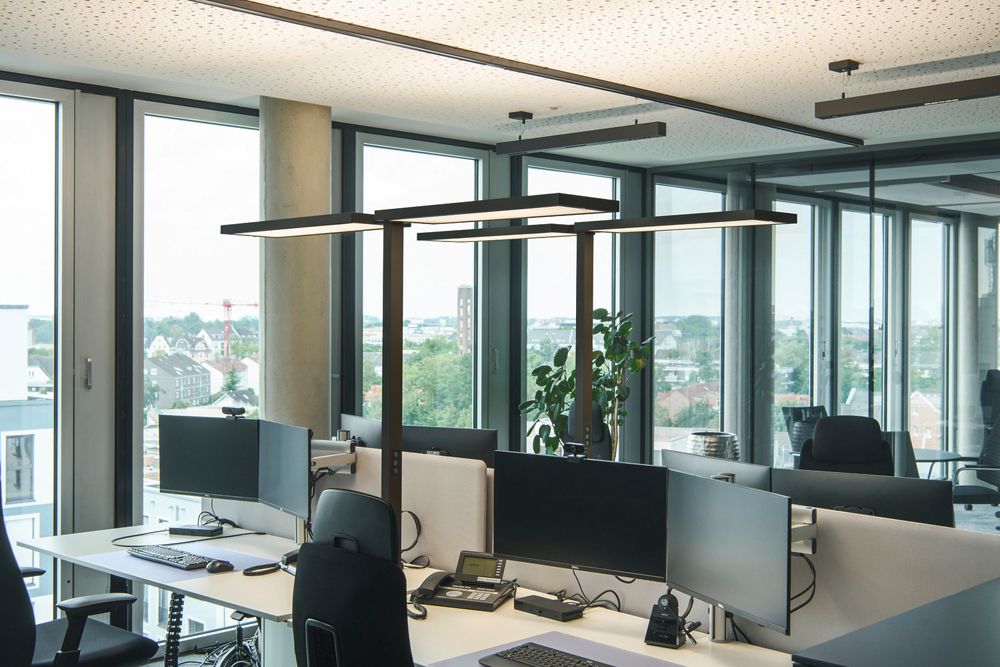 LED-Stehleuchte SLV WORKLIGHT PRO 150W 20000lm 840 PIR SEN DIM schwarz