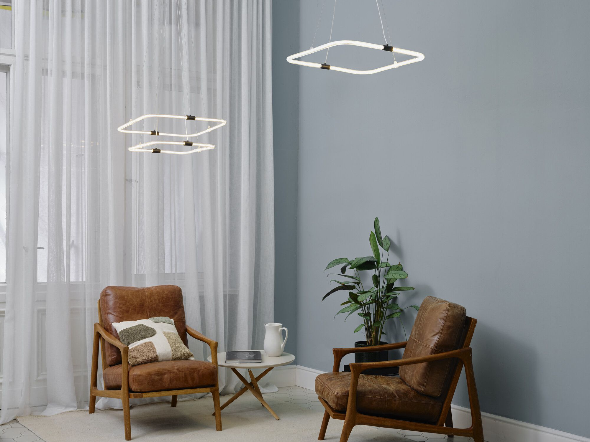 LED-Pendelleuchte LEDVANCE Decor Tetragon 18W 2000lm 830 567×566mm schwarz